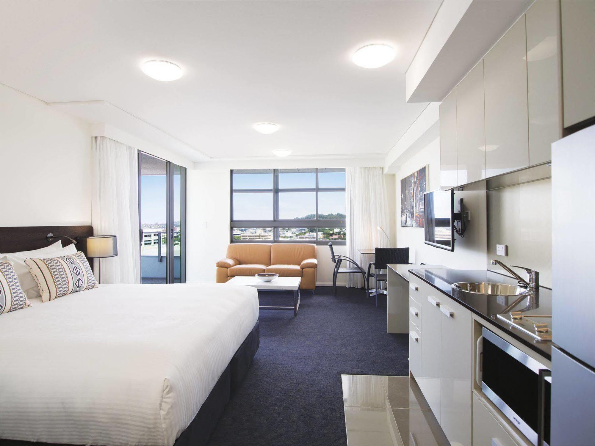 Oaks Gladstone Grand Hotel Dış mekan fotoğraf